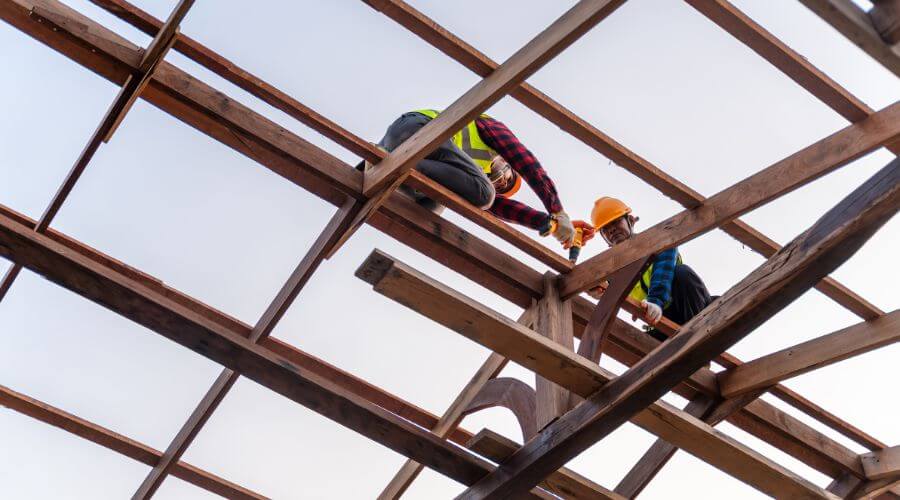 Professional gutter cleaning services in Medina, TX